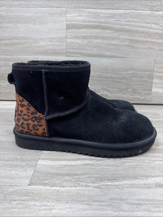 Koolaburra Shoes - Koolaburra by Ugg Mini II Black Suede Ankle Boot with Leopard Size 8